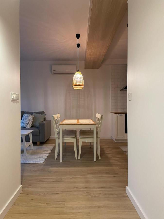Apartamenty Guzik 22 Krosno Bagian luar foto