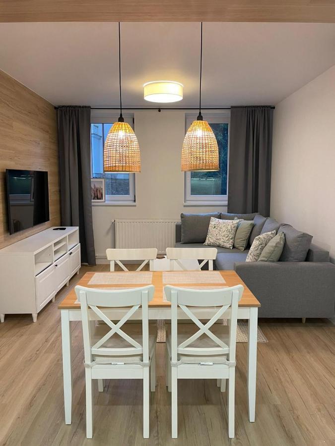 Apartamenty Guzik 22 Krosno Bagian luar foto