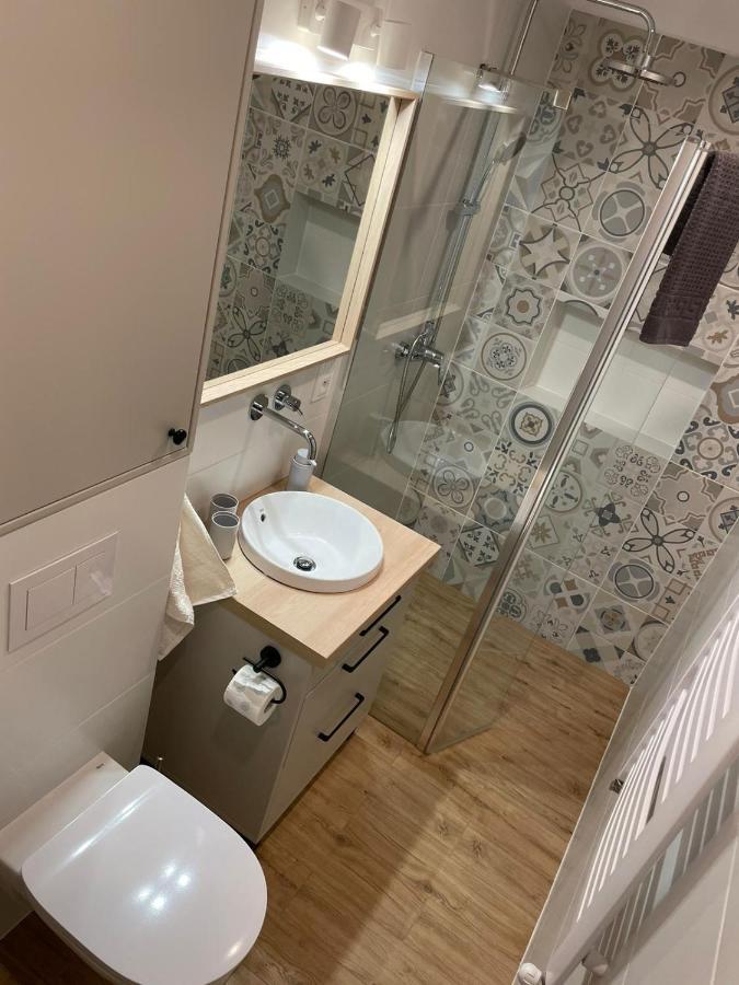 Apartamenty Guzik 22 Krosno Bagian luar foto